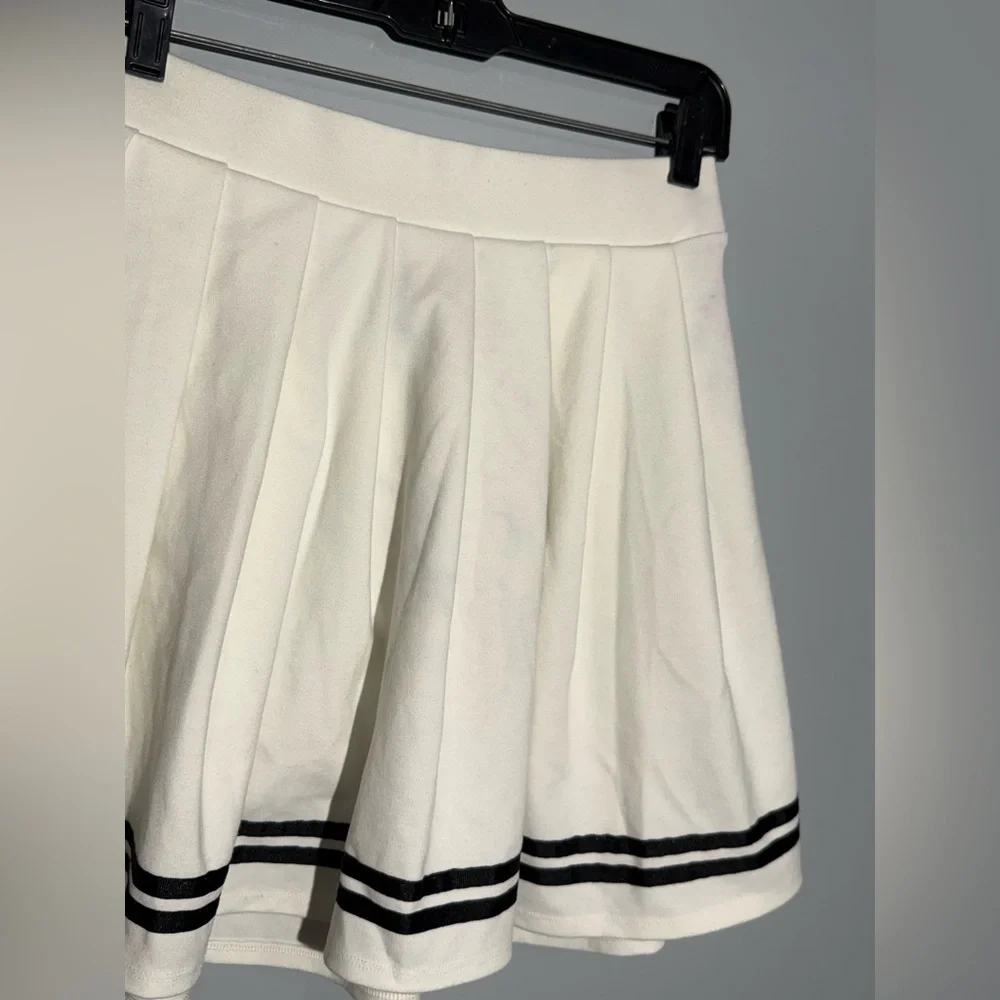Wild Fable White Skater Skirt with‎ Black Stripes